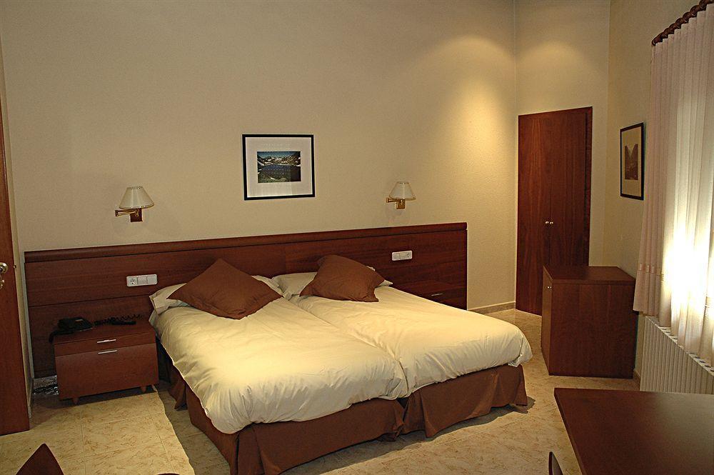 Hotel Evenia Oros à Encamp Extérieur photo
