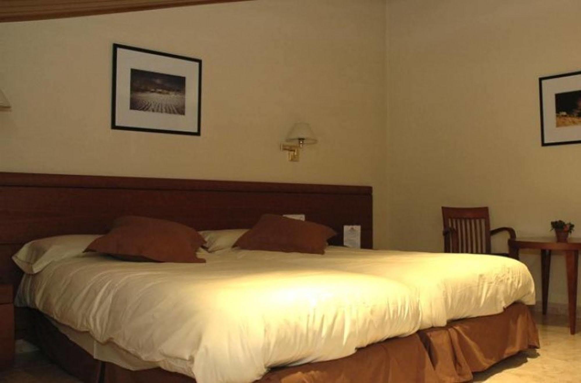 Hotel Evenia Oros à Encamp Extérieur photo