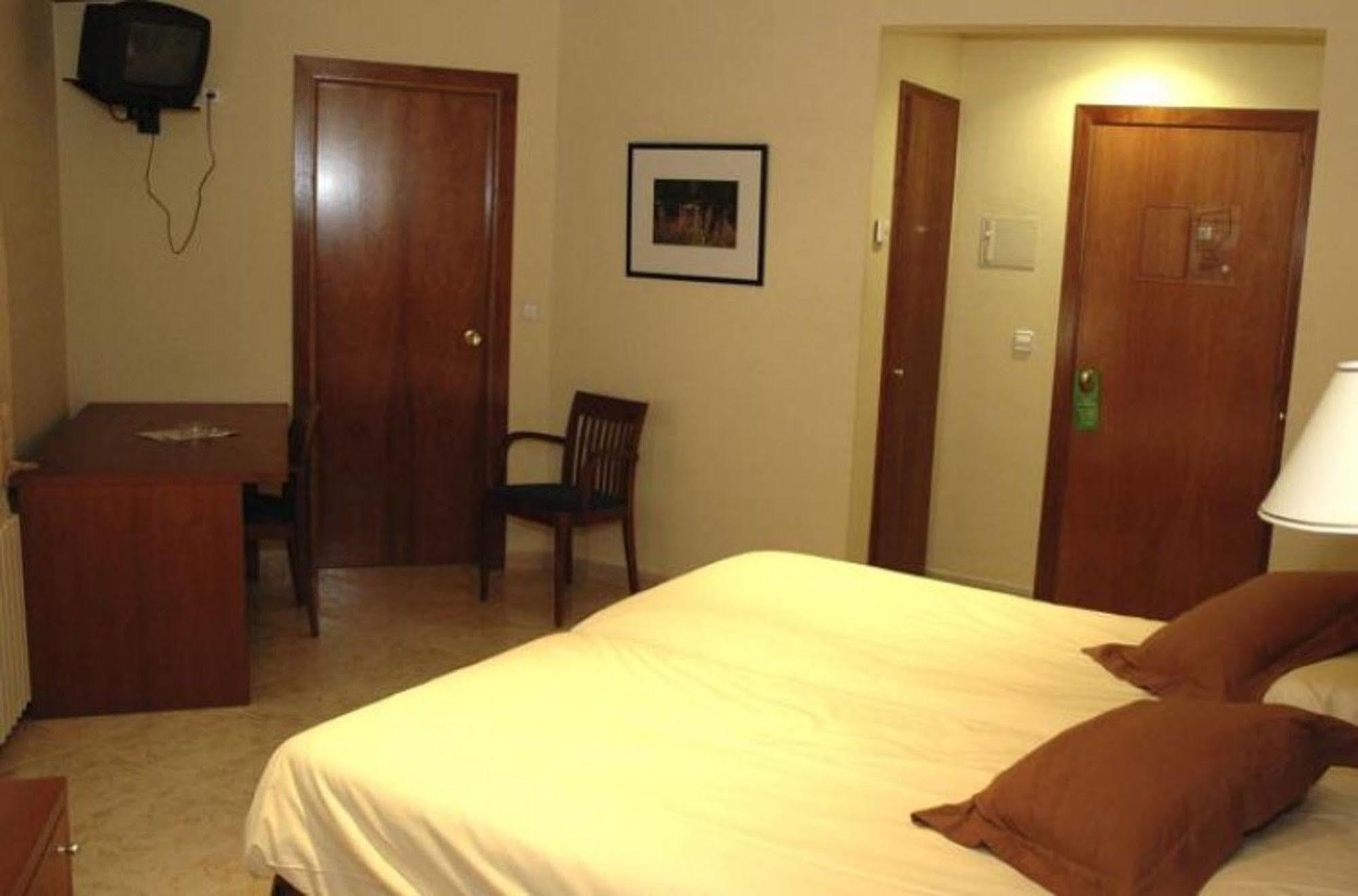 Hotel Evenia Oros à Encamp Extérieur photo